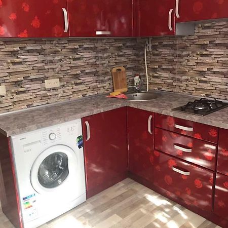 Red Apartment 2019 Very Centre Kherson Extérieur photo