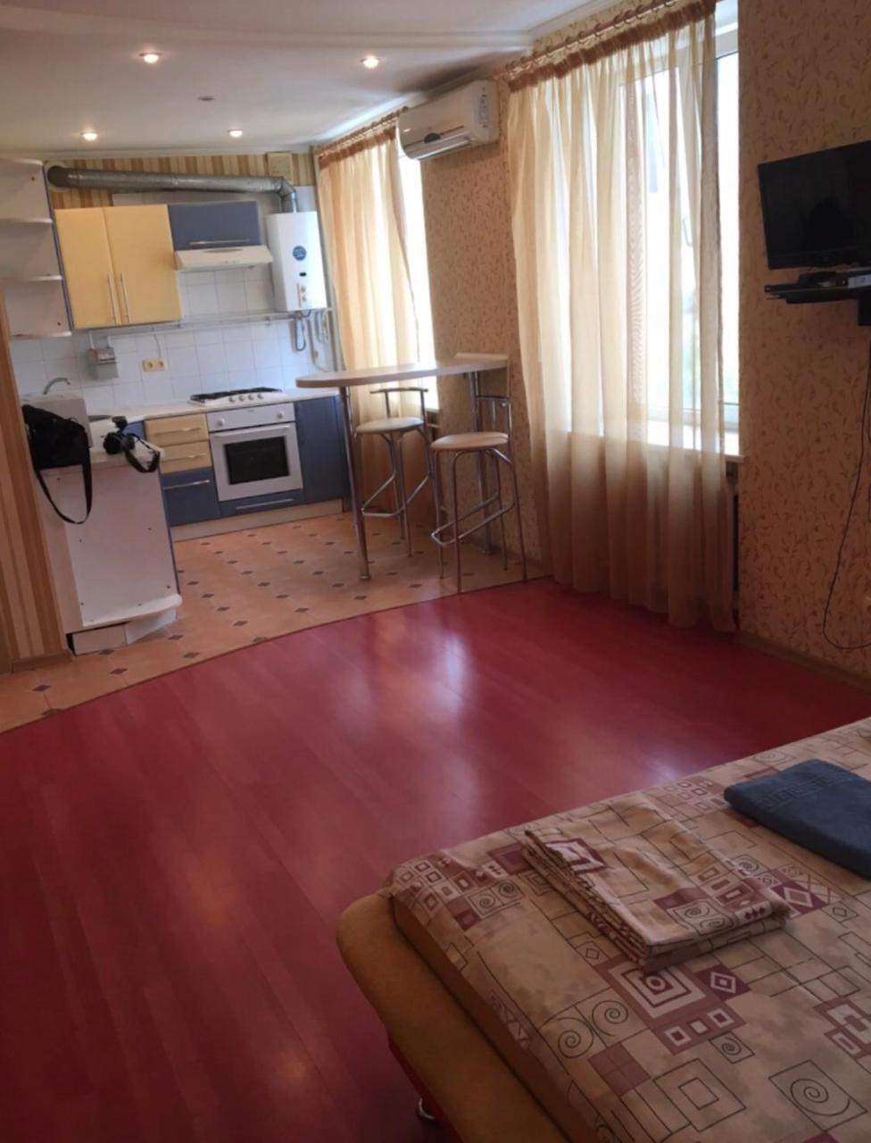 Red Apartment 2019 Very Centre Kherson Extérieur photo