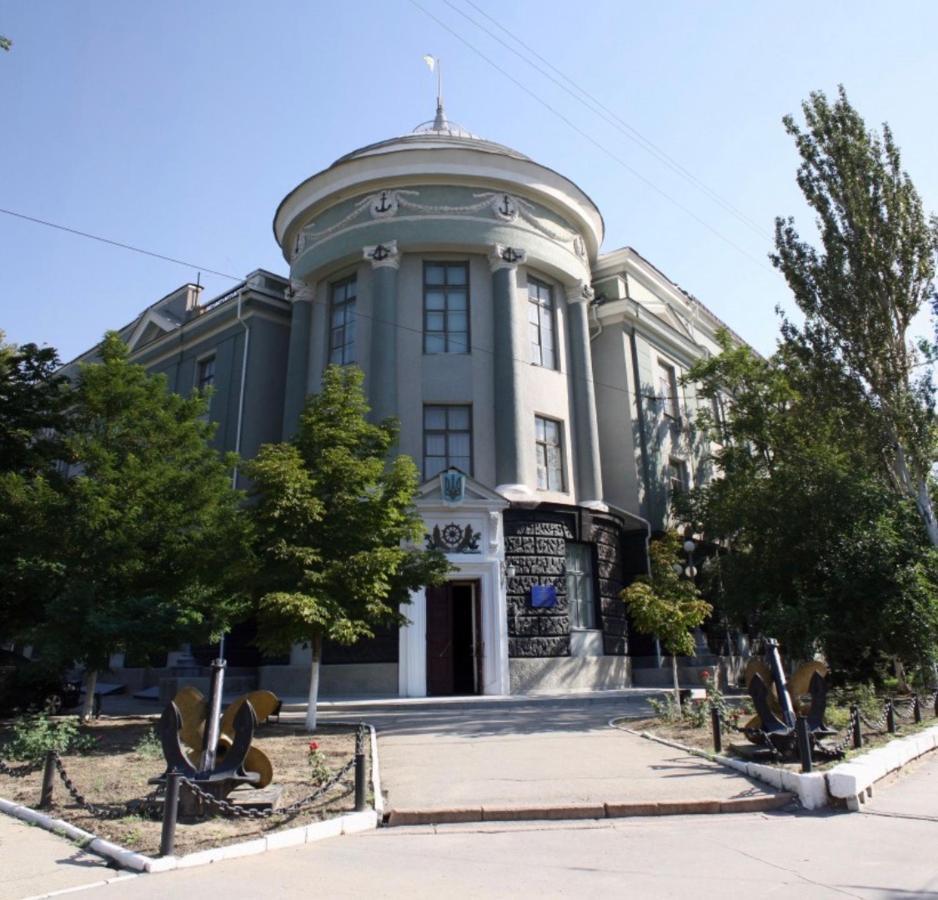 Red Apartment 2019 Very Centre Kherson Extérieur photo